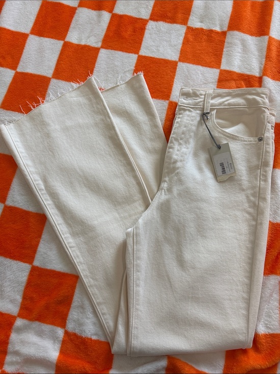 Just USA Denim - Just USA Cream Wide-Leg Raw-Hem Jeans